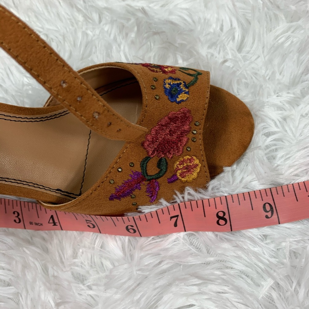 MARI A Boho Embroidered Strap Shoes - Picture 4 of 6